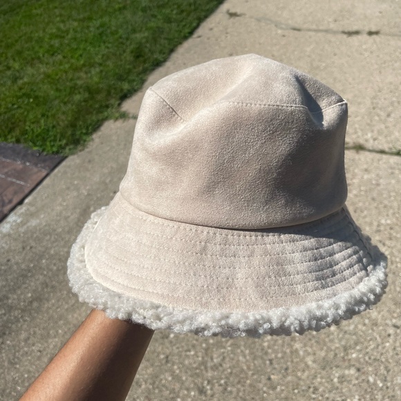 Women’s Bucket Hat - Picture 2 of 5